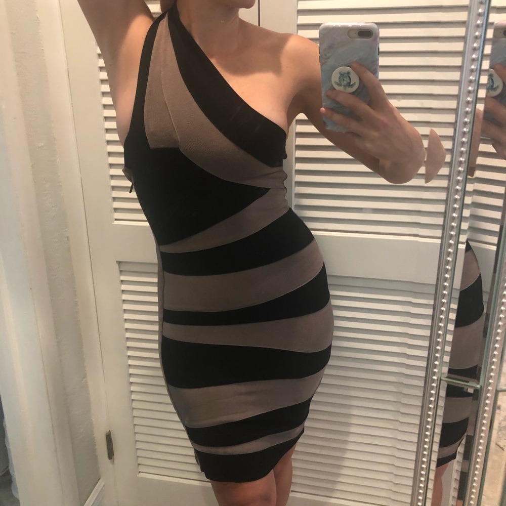 Stretta striped 1 shoulder bandage dress